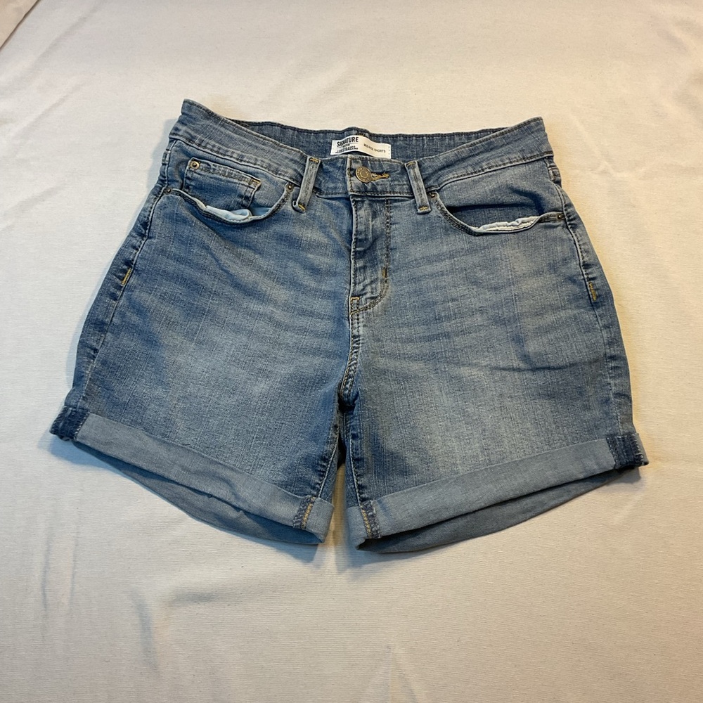 Signature by Levi Strauss Blue Jean Shorts, Size 4, Casual Style Summer Everyday